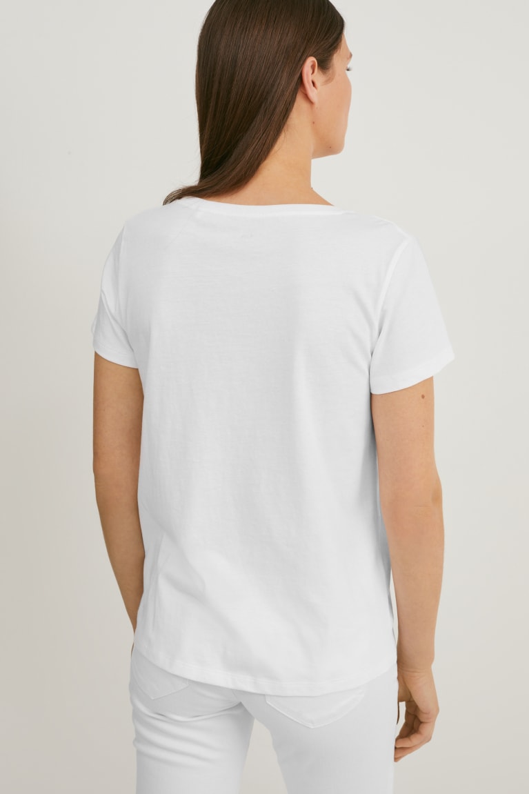 Camiseta C&A Blancas | JEWPBL-473