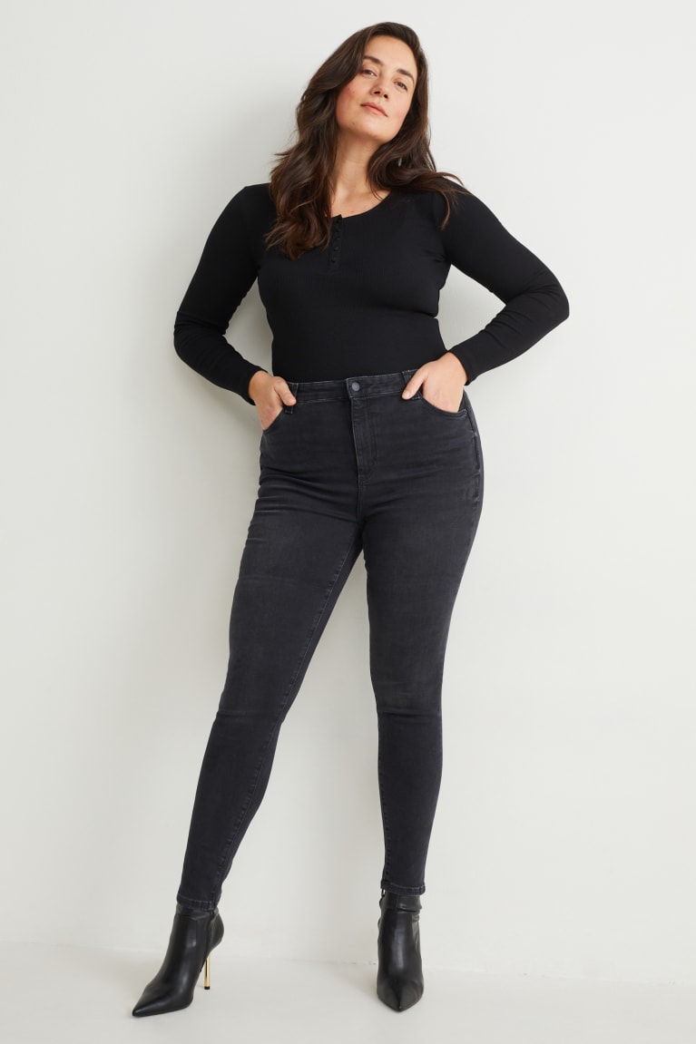 Jeans C&A Curvy High Cintura Flaco Fit Lycra® Recycled Negras | AOPYLF-869