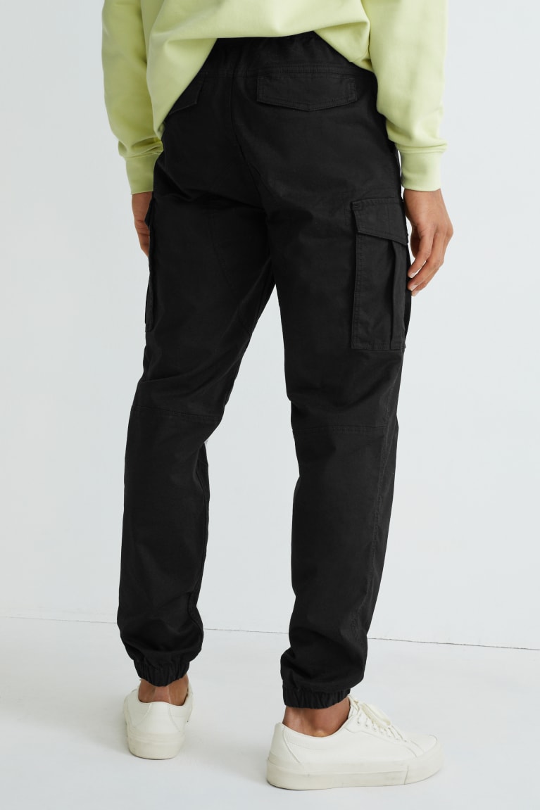 Pantalones C&A Cargo Regular Fit Lycra® Negras | CSIHOZ-985