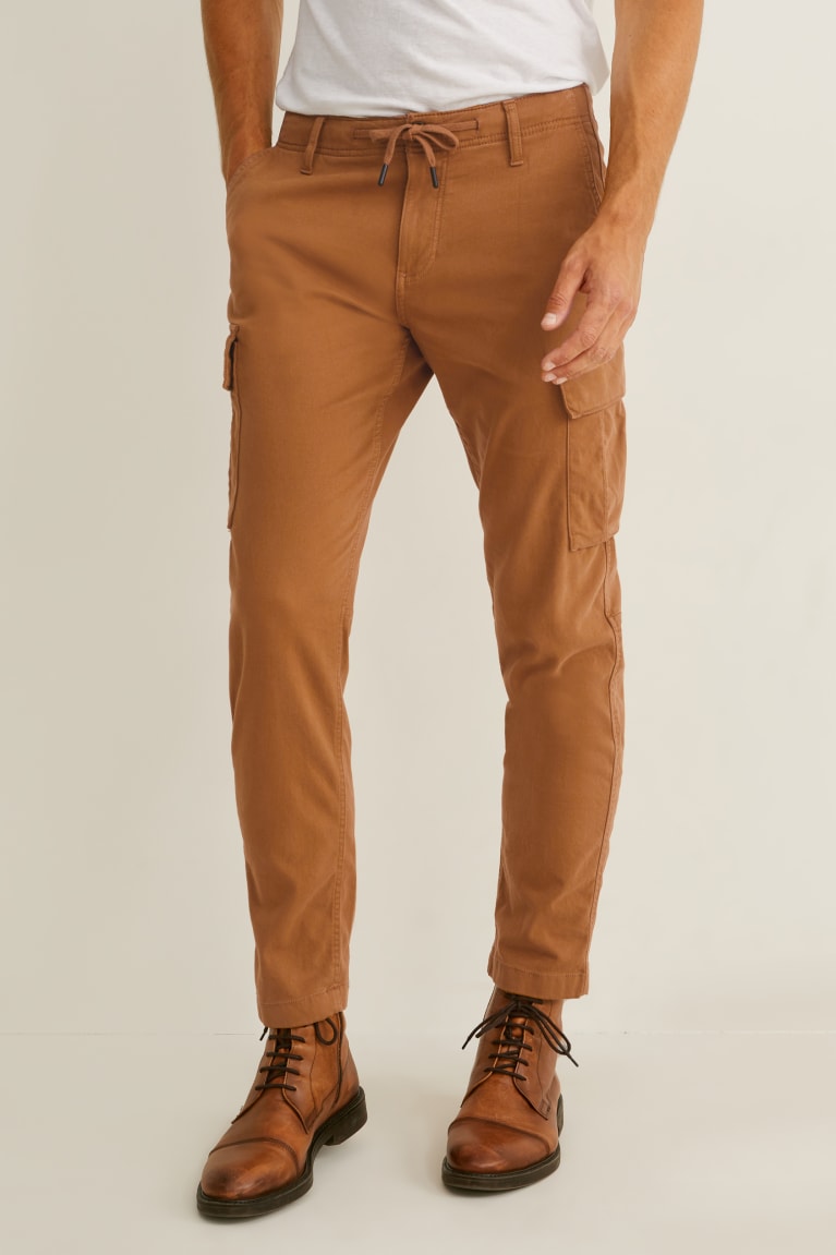 Pantalones C&A Cargo Tapered Fit Flex Lycra® Havanna | FXKCEQ-027