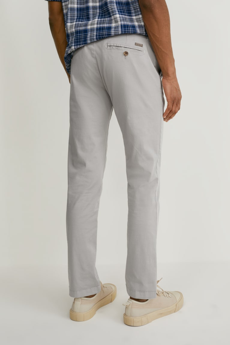 Pantalones C&A Chinos With Belt Regular Fit Lycra® Gris | MAWPBT-592