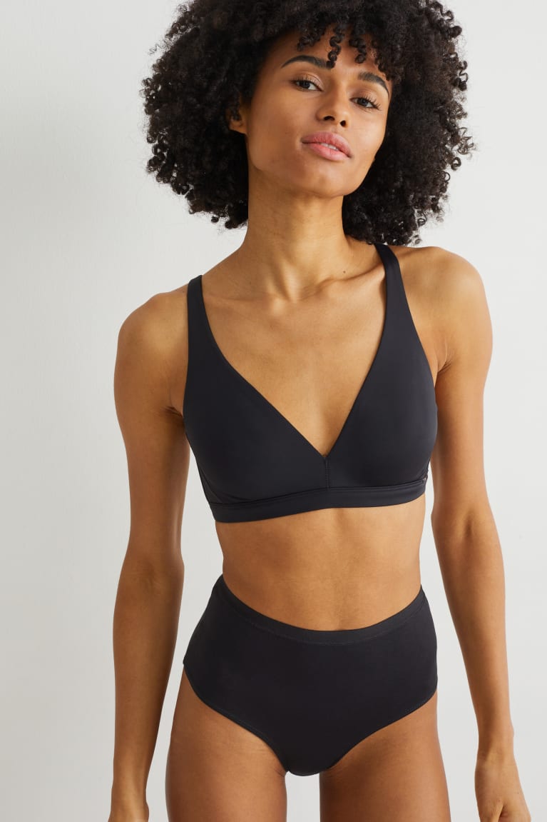 Ropa Interior C&A Non-wired Bra Negras | DHPRLJ-469